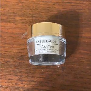 Estée Lauder daywear